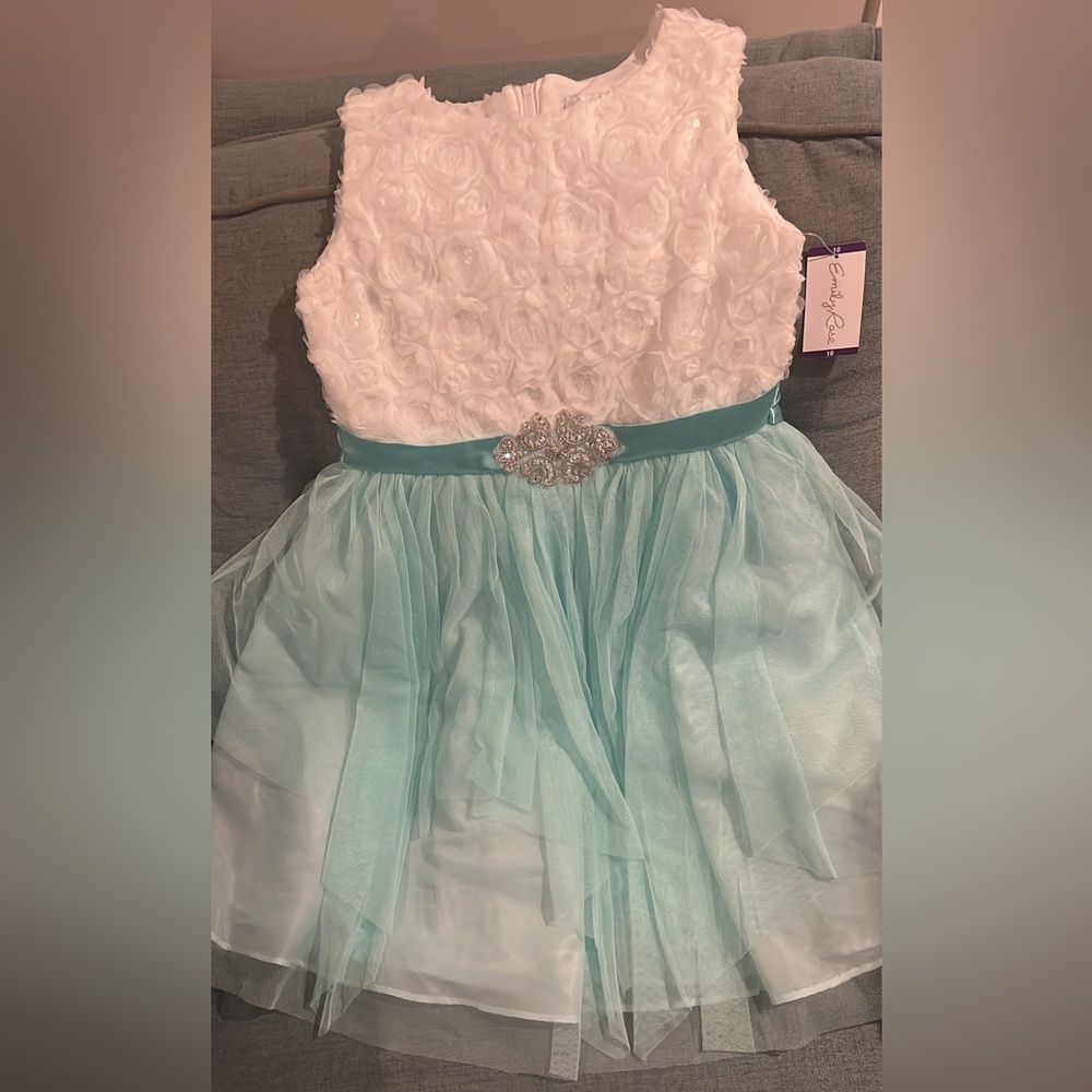Girls dress